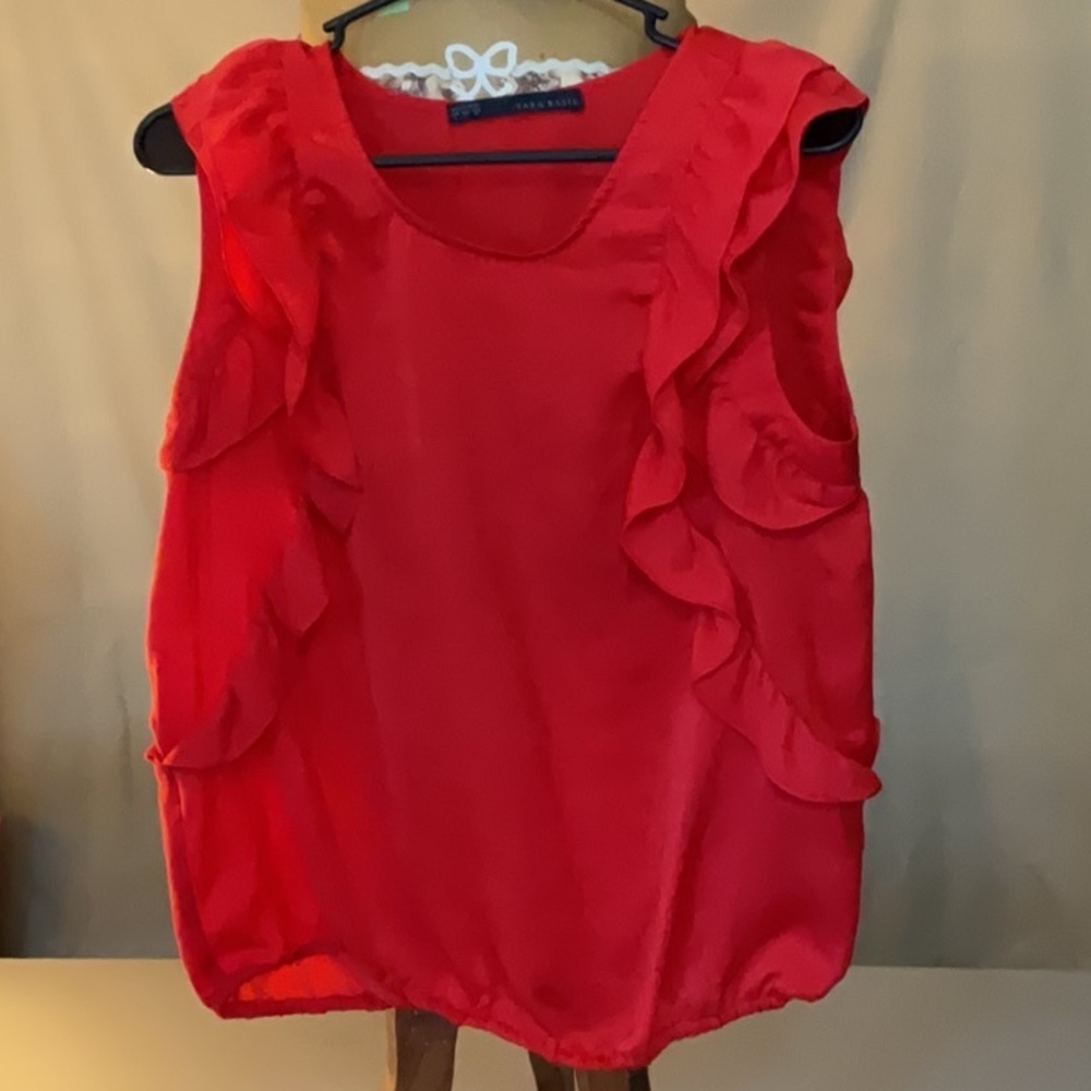 EUC woman’s Zara basic sleeveless top
